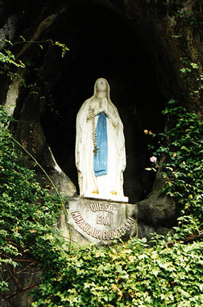 The Fabisch statue today